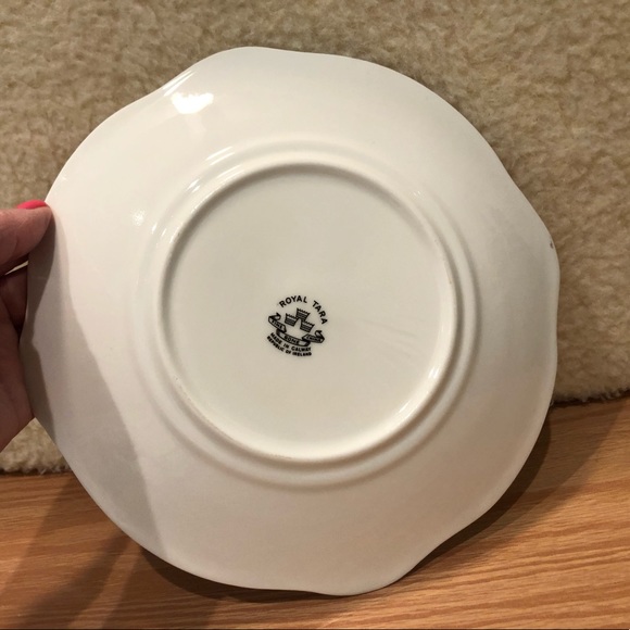 ROYAL TARA CHINA PLATE - Picture 5 of 7